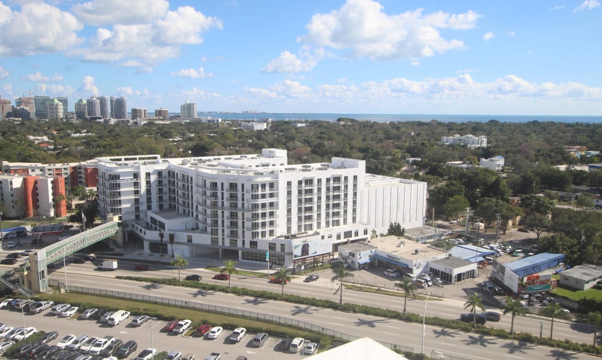 Photos and Video of Platform 3750 Market in Miami, FL